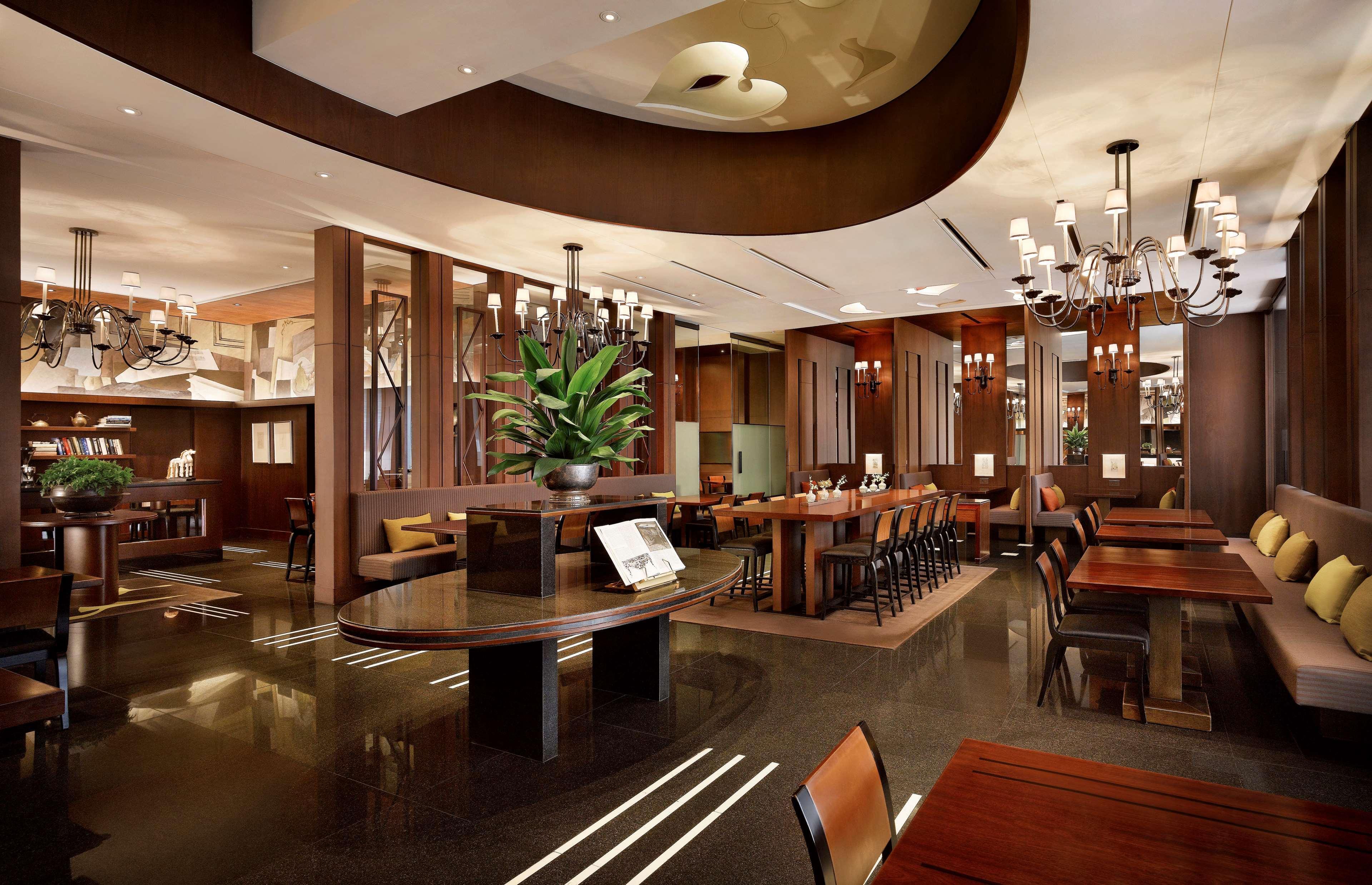 Grand Hyatt Seoul Ξενοδοχείο Εξωτερικό φωτογραφία The interior of a typical restaurant