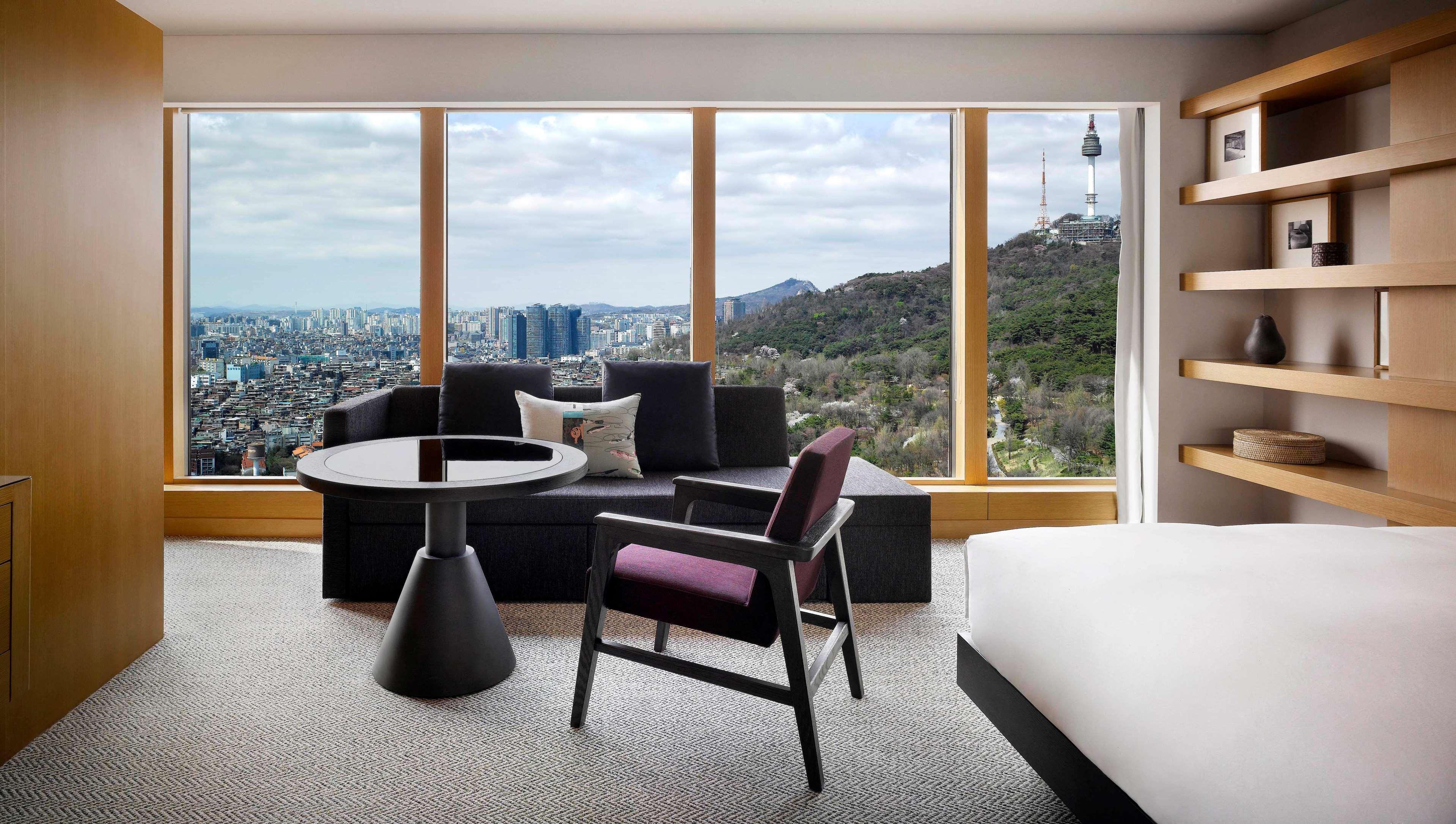 Grand Hyatt Seoul Ξενοδοχείο Εξωτερικό φωτογραφία A suite at the West Hollywood Edition