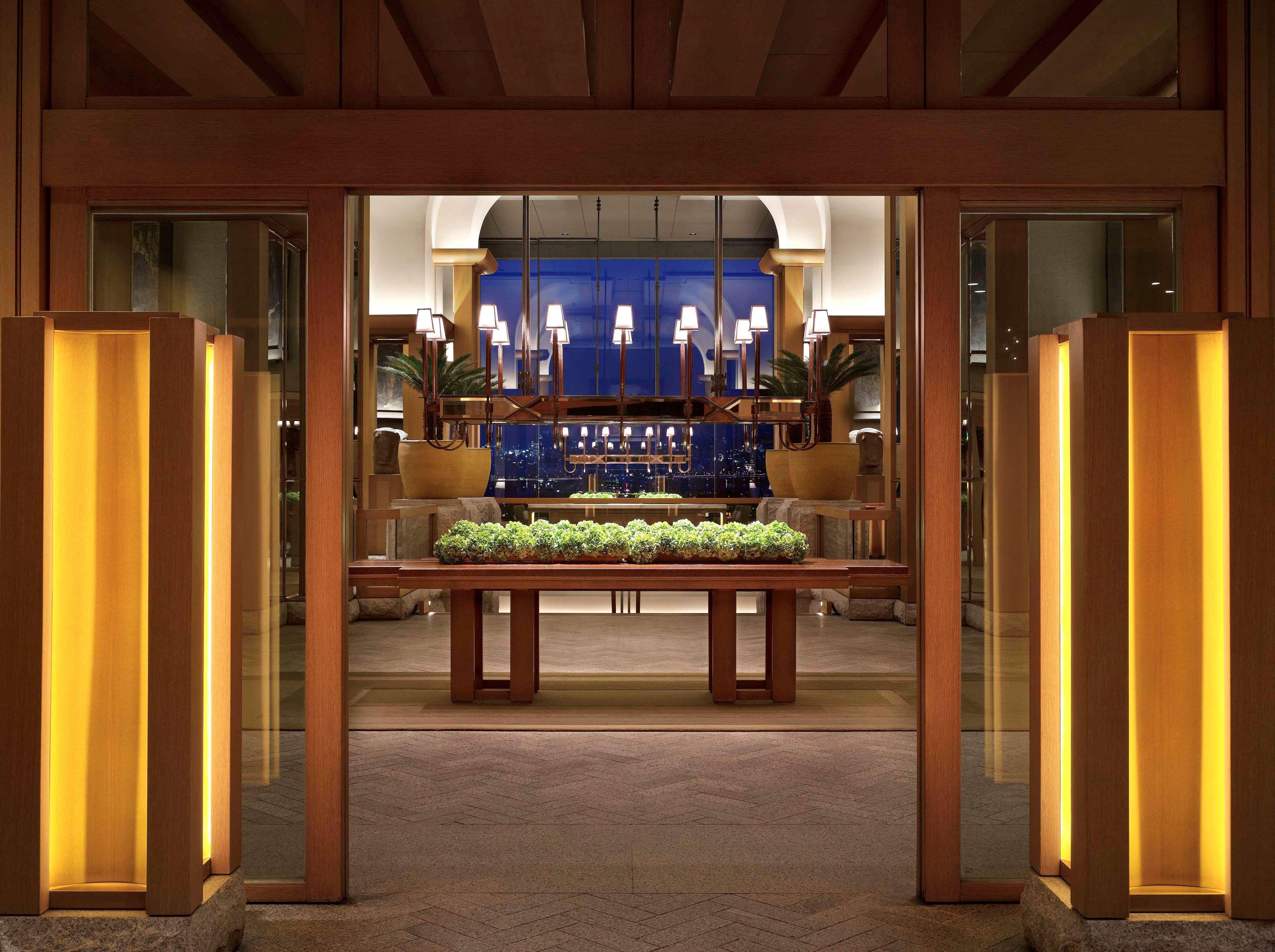 Grand Hyatt Seoul Ξενοδοχείο Εξωτερικό φωτογραφία The lobby of the Four Seasons Hotel, Hong Kong