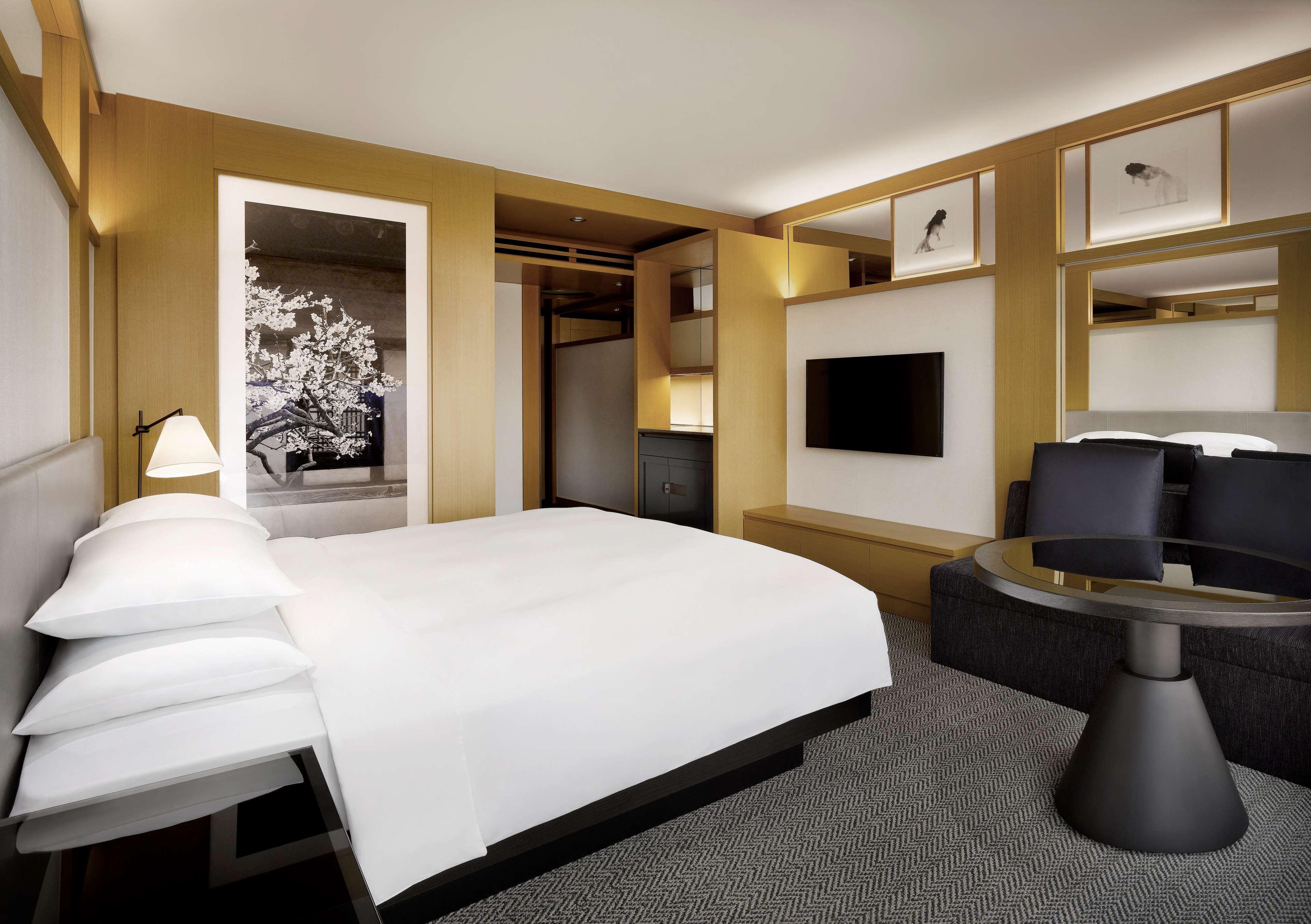 Grand Hyatt Seoul Ξενοδοχείο Εξωτερικό φωτογραφία A room at the hotel
